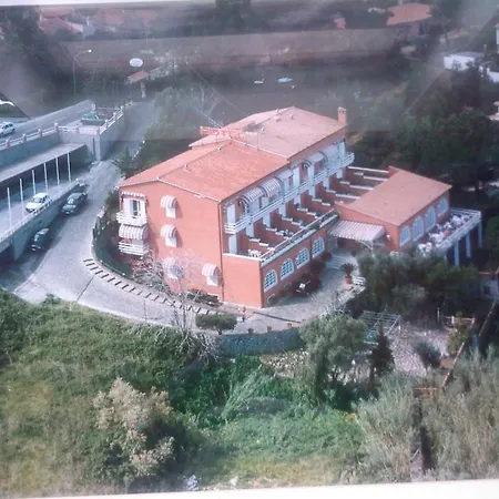 Acquamarina מלון