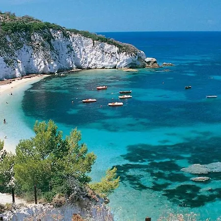 Acquamarina فندق 3*