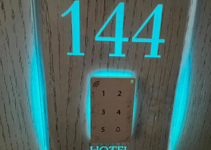 Acquamarina فندق بورتوفيرّايو